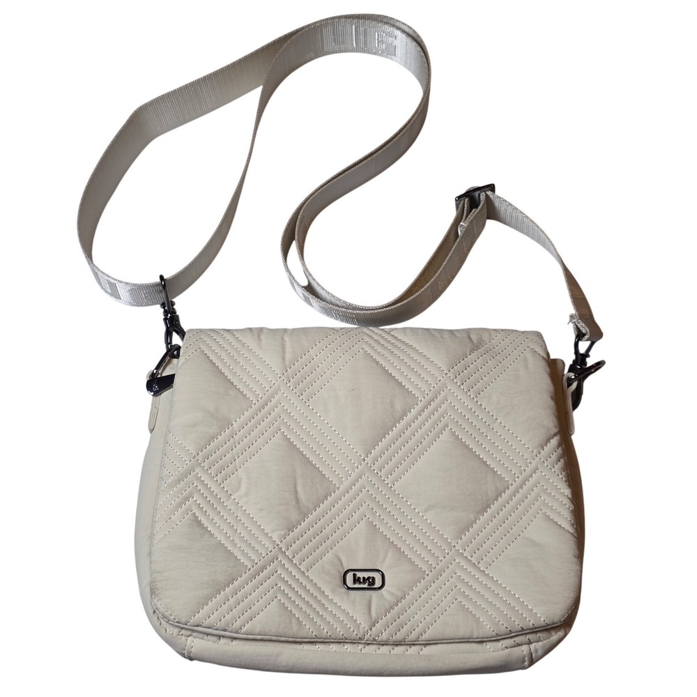 Lug Cloud Go Crossbody Macadamia Cream Quilted Wink Flap Logo Strap Bag OS Women